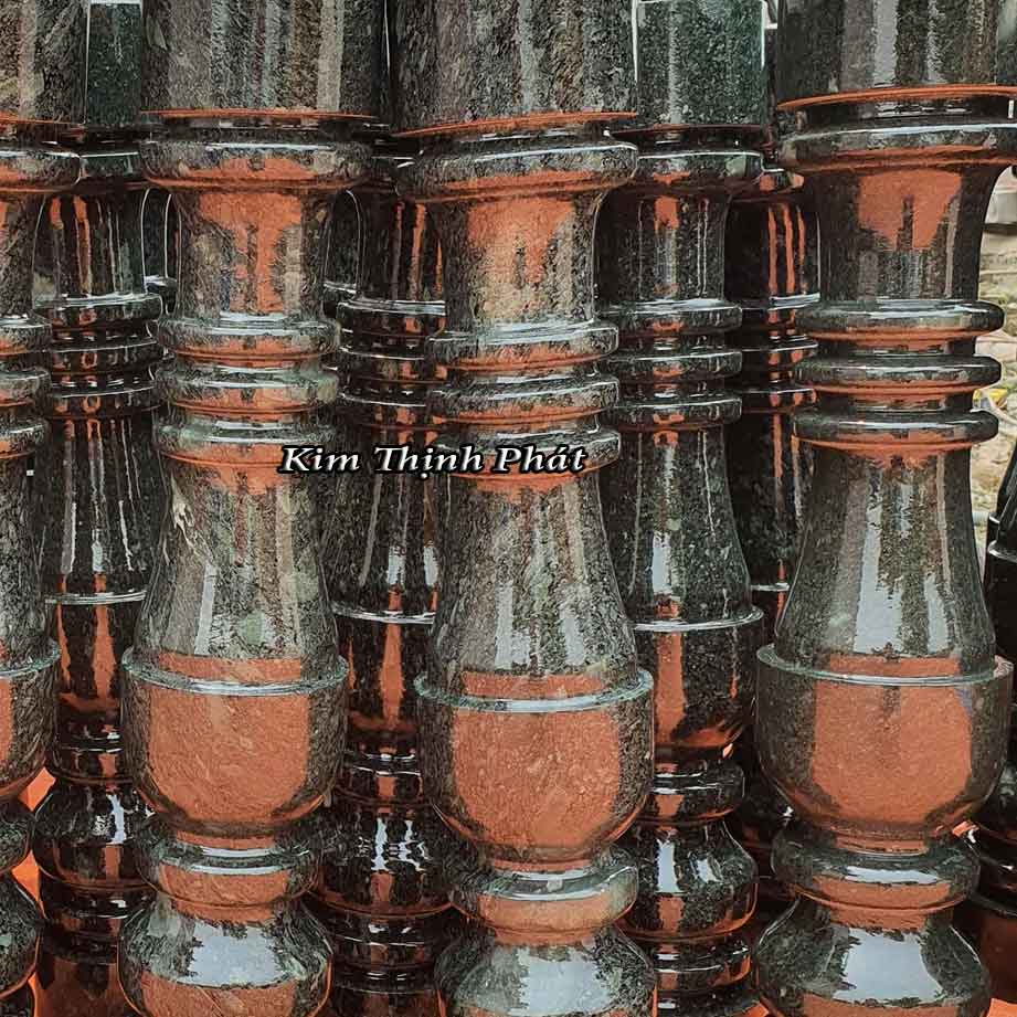 con tiện đá hoa cương màu đen