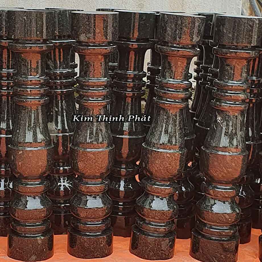 con tiện đá hoa cương màu đen