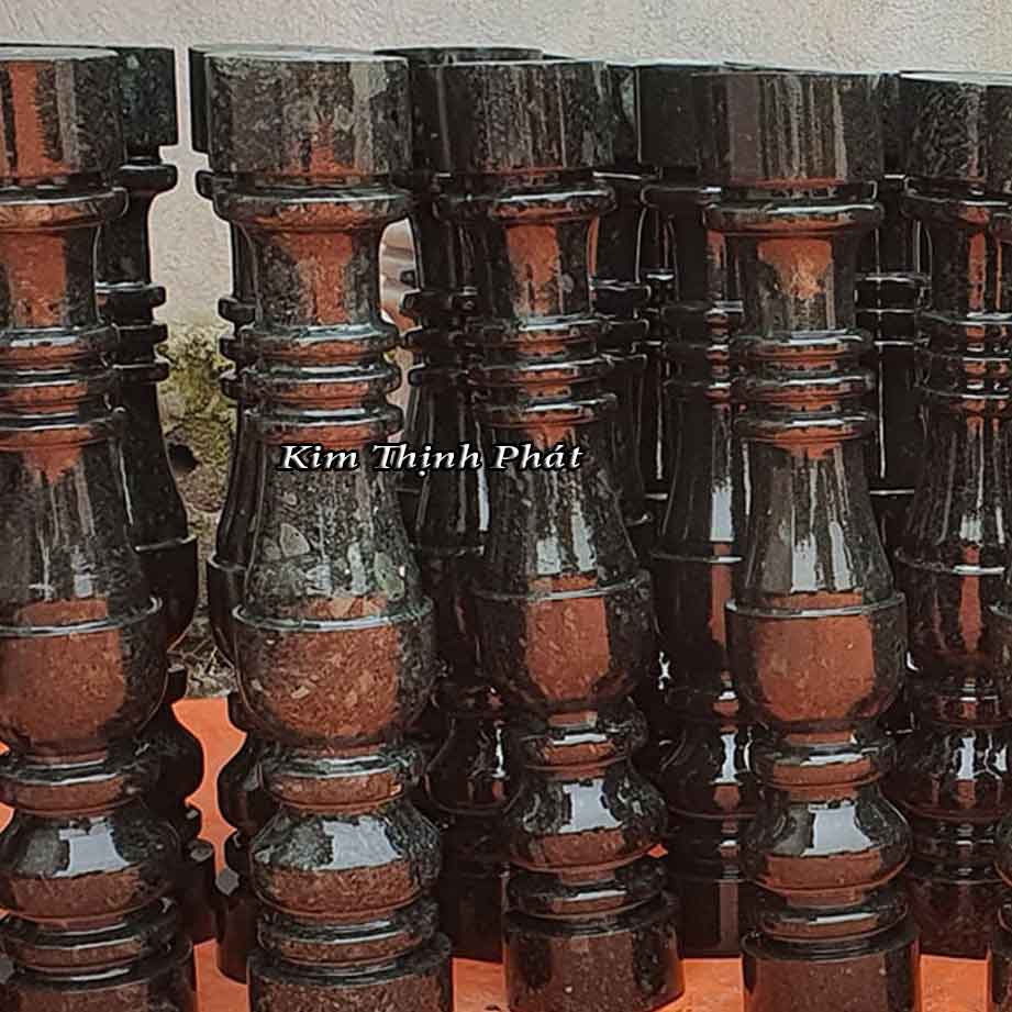 con tiện đá hoa cương màu đen