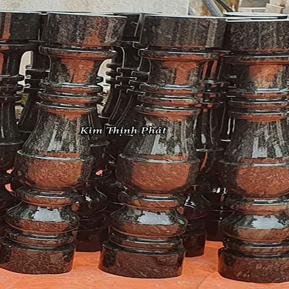 con tiện đá hoa cương màu đen