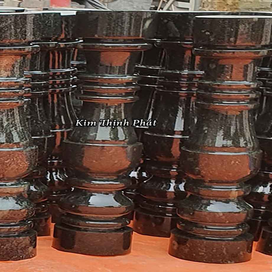 con tiện đá hoa cương màu đen