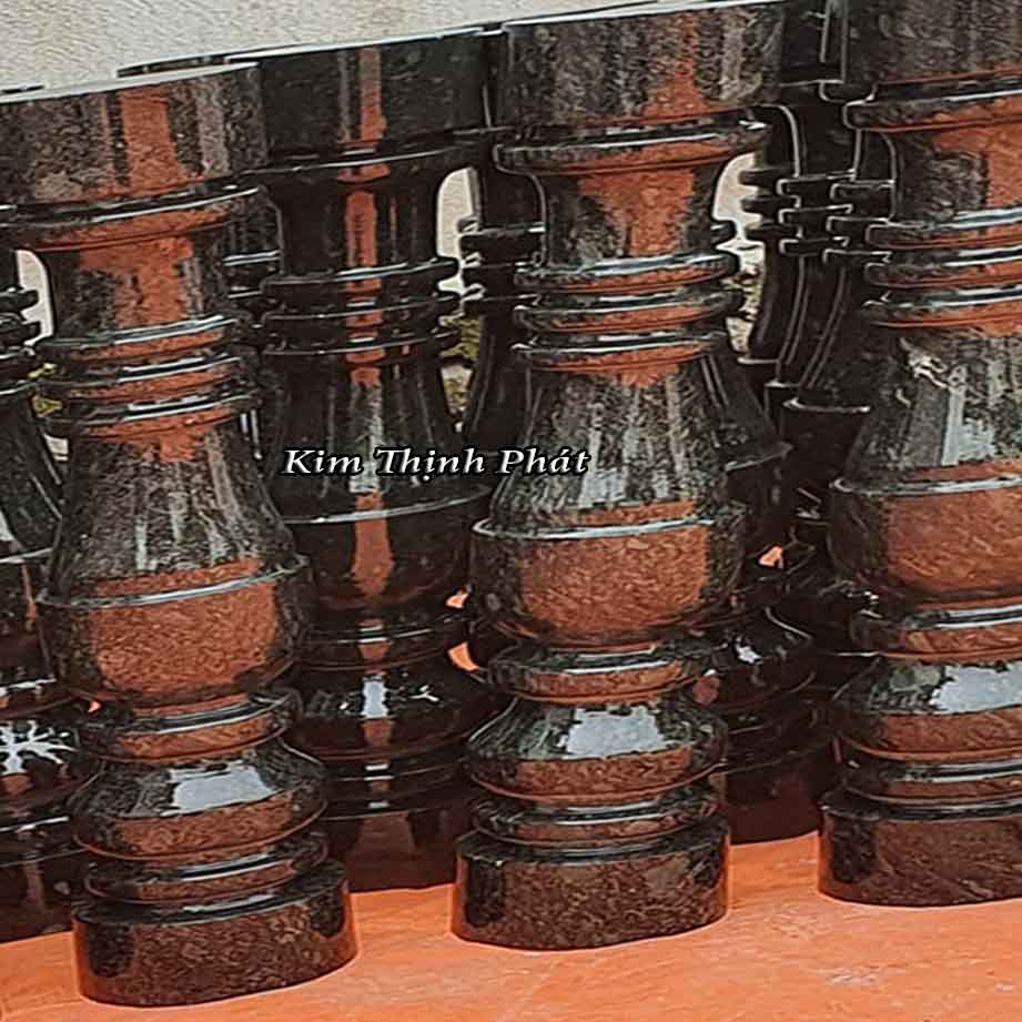 con tiện đá hoa cương màu đen