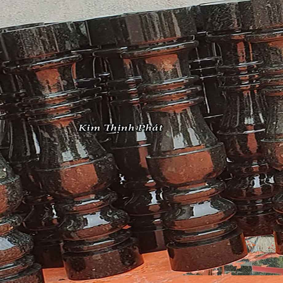 con tiện đá hoa cương màu đen