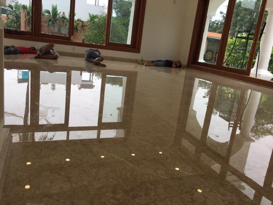 Đá hoa cương nền nhà
