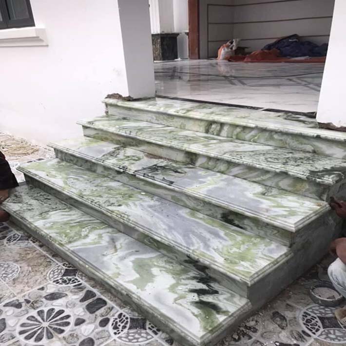 Đá hoa cương cầu thang
