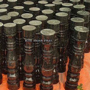 con tiện đá hoa cương màu đen