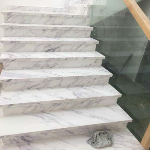 đá hoa cương trắng sứ ý cầu thang đẹp nhất